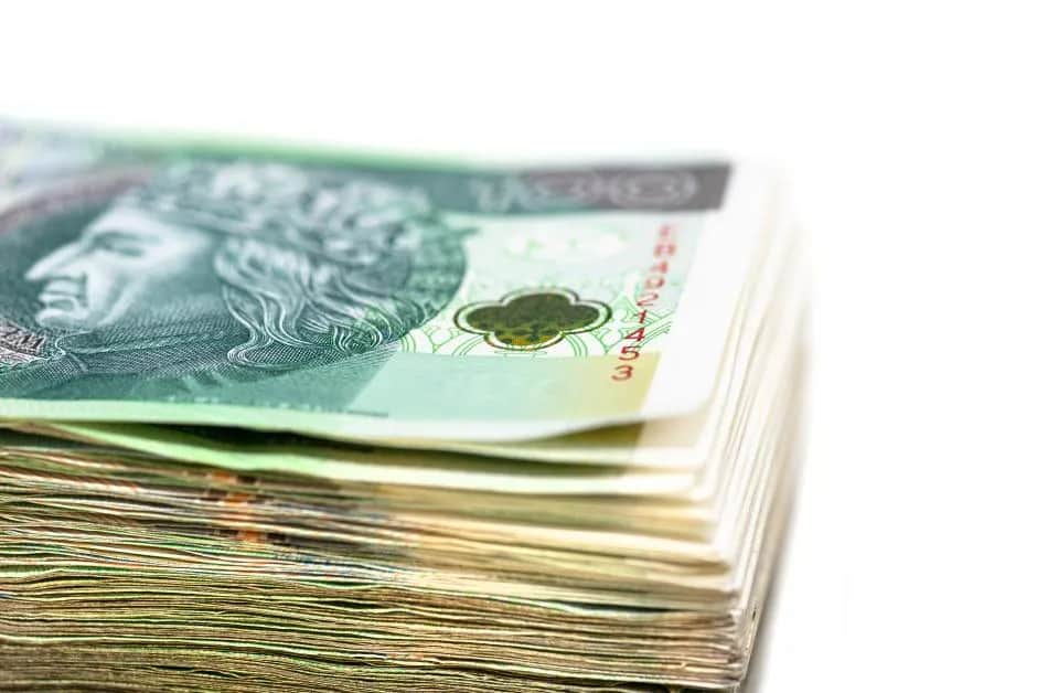 Jak rozliczyć stratę z giełdy z lat ubiegłych - przykłady i porady