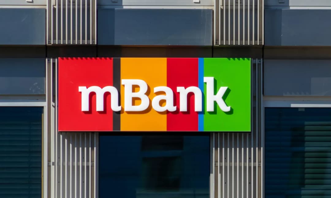 Ile można wypłacić blikiem w mBank? Limity i opłaty, które musisz znać