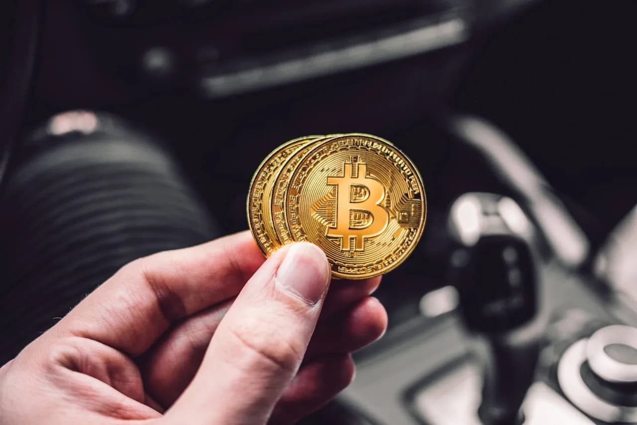 Gdzie bezpiecznie kupić bitcoin, aby uniknąć oszustw i strat
